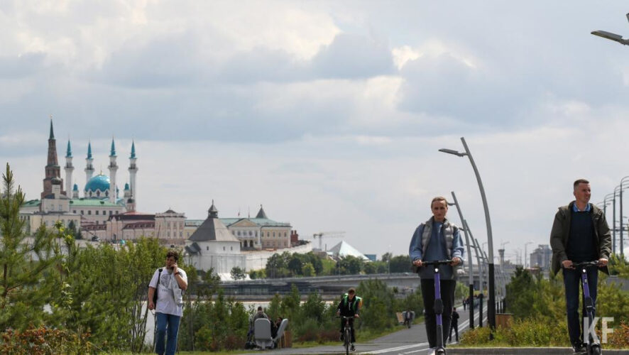 Ожидаются ливень и град.