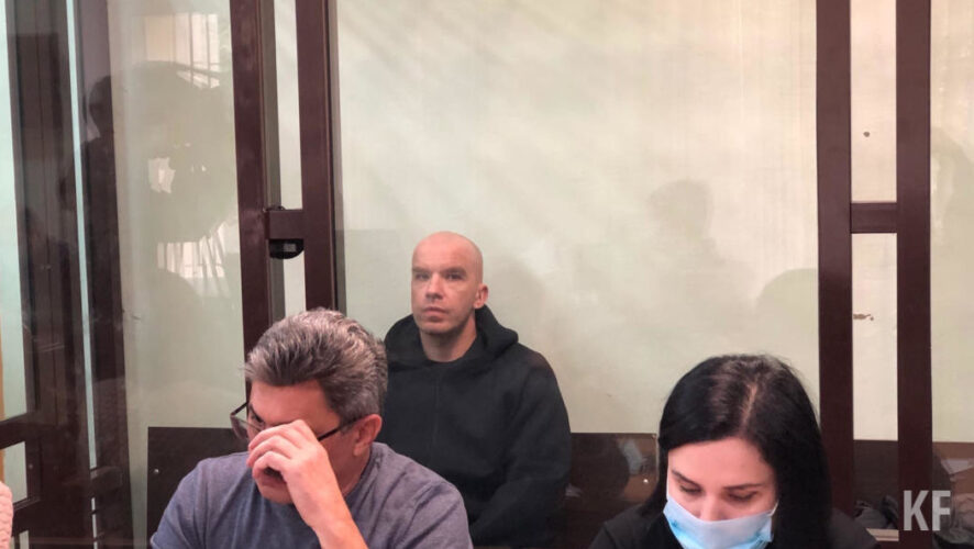 О рождении третьего ребёнка он лично сообщил на суде.