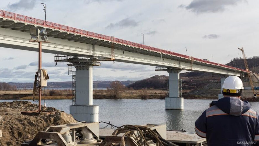 В Татарстане возводят мост-дублер над Свиягой за 5 млрд рублей.