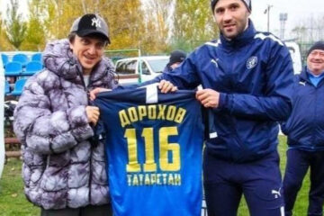 Денис Дорохов с недавних пор руководит своей командой.