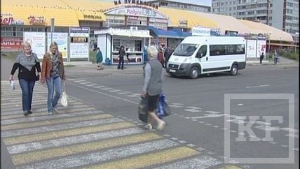 Пешеходный переход у остановки «Пушкинская»