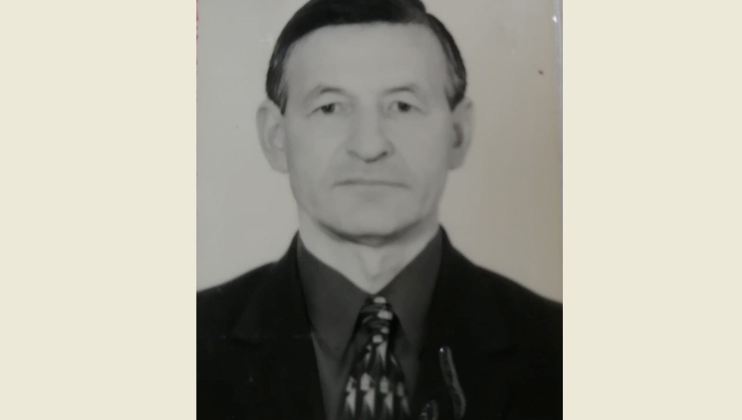 Медик имеет знак «Отличник здравоохранения».