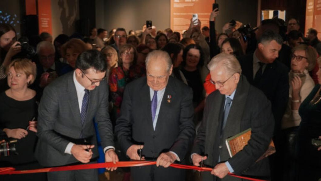 Выставка «Александр Македонский. Путь на Восток» продлится до 8 октября 2023 года.