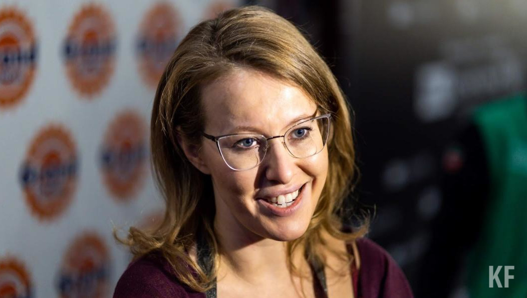 Этибар Насибов рекомендовал журналистке быть на стороже и следить за здоровьем.