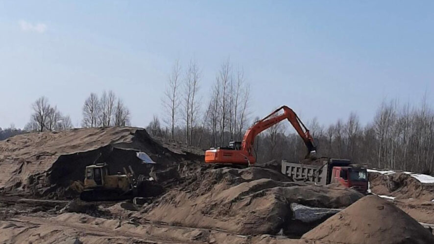 ФСБ и прокуратура займутся поиском владельца спецтехники.