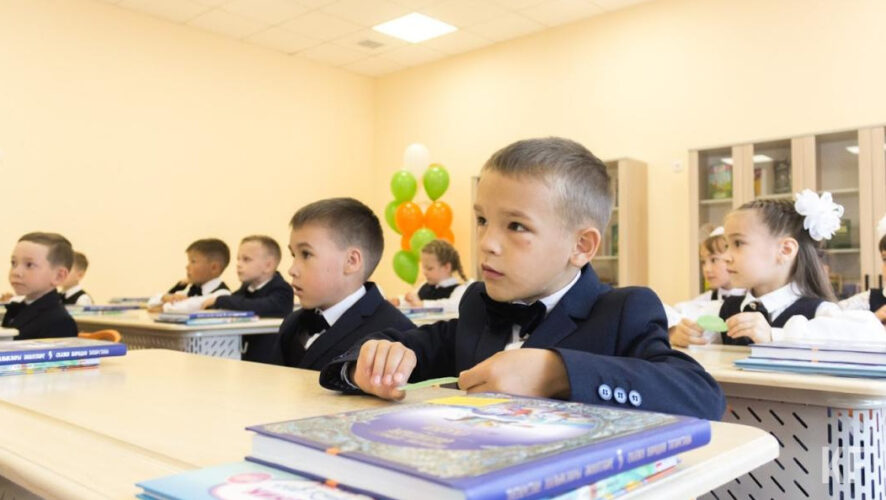 Средняя стоимость за полный школьный комплект в городе составит более 32 тысячи рублей.