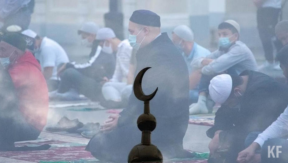 Указ вступает в силу сегодня.