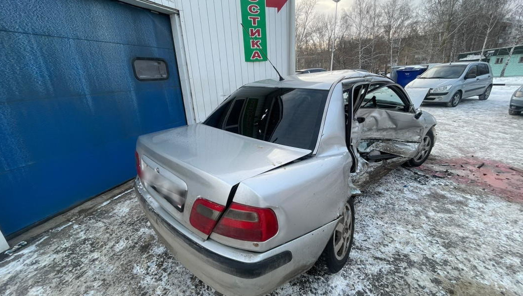 Пострадали трое