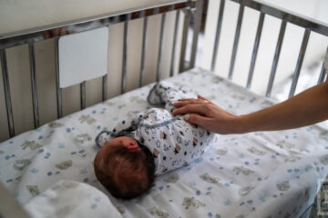 За два года рождаемость в России упала на 15 процентов.