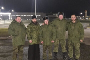 Протоиерей Андрей Зиньков посетил пункт сбора мобилизованных военнослужащих на «Казань Экспо».