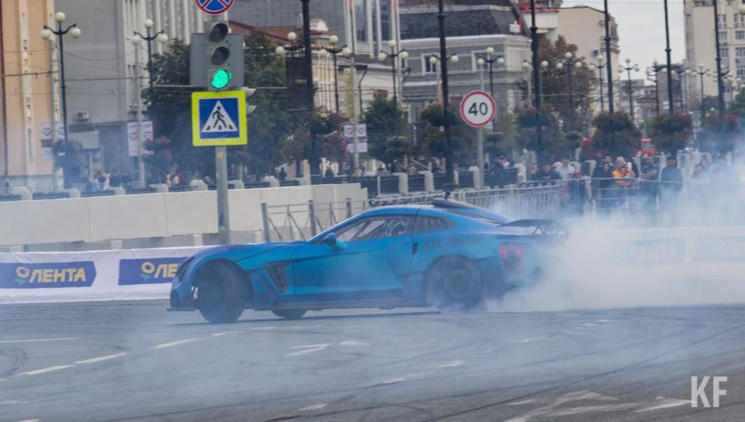 Ранее во время нелегальных гонок у Литейного завода КАМАЗа погиб мужчина.