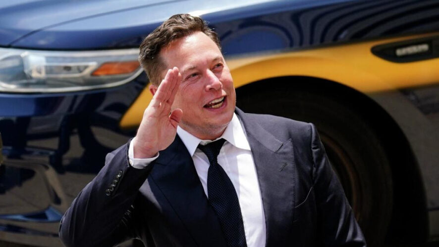 На основателя SpaceX подавала в суд группа инвeсторов Tesla.
