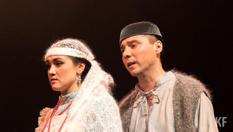 Режиссёр театра Камала Фарид Бикчантаев представил татарскую классику непонятую сто лет назад в новом прочтении.