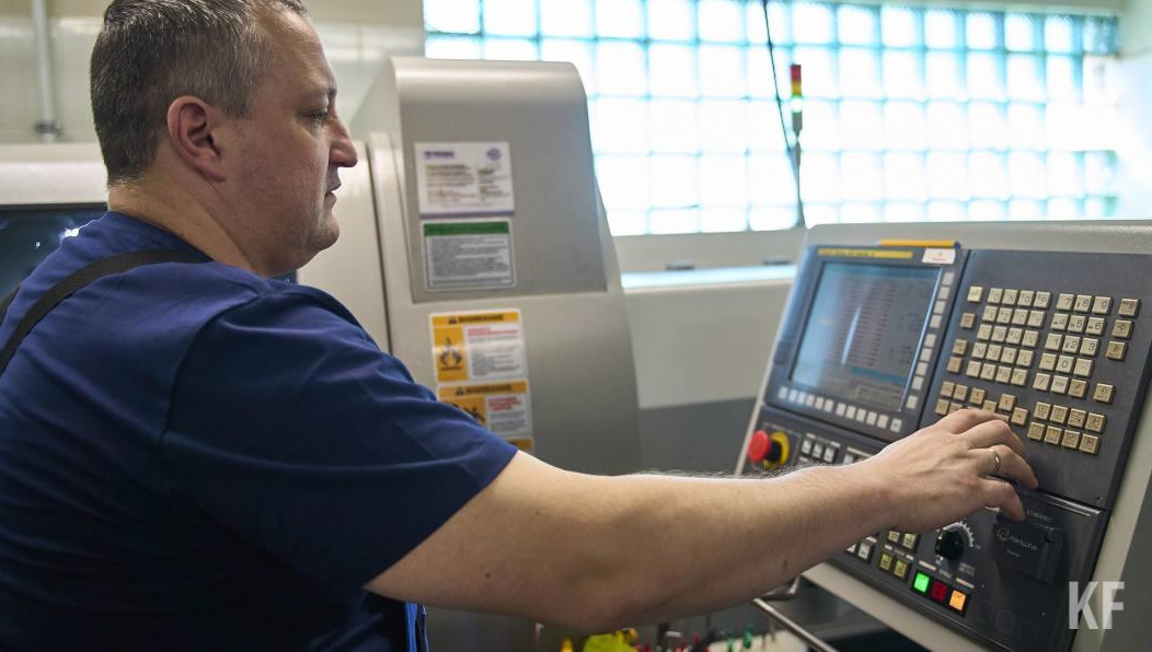 Один из контрактов на два миллиона евро уже заключен.