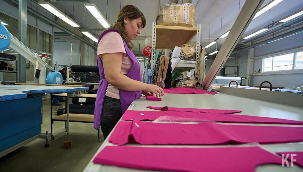 Женщины чаще мужчин выбирают профессии повара