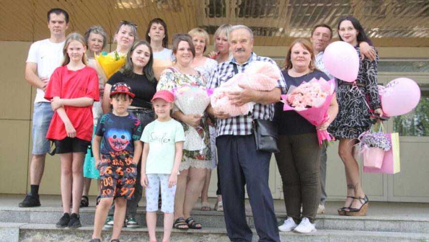 На выписку приехали замруководителя исполкома по социальным вопросам