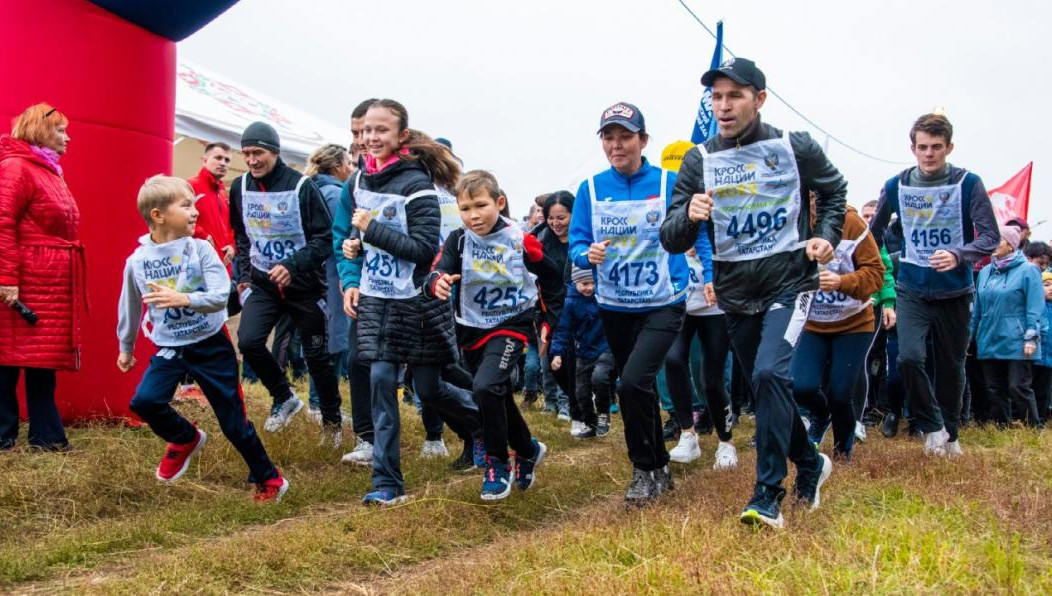 Ежегодно насчитывается более 15 тысяч участников.