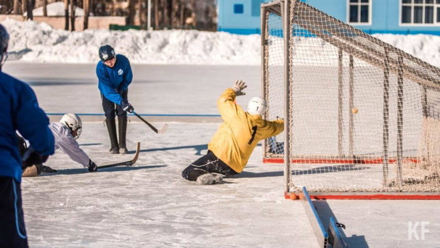 На площадке есть освещение