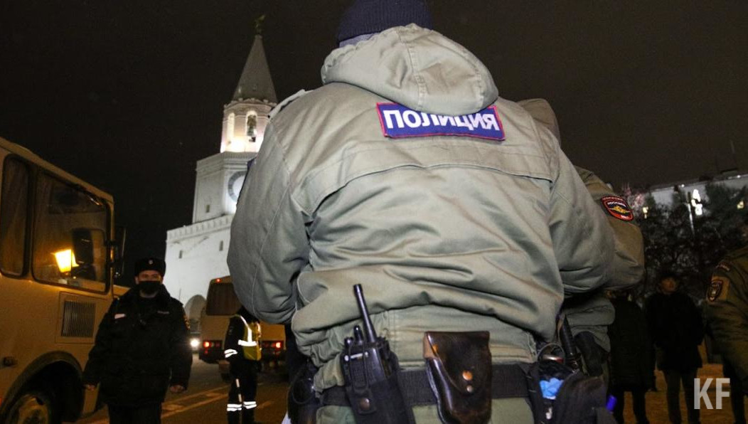 За организацию и участие может грозить ответственность вплоть до уголовной.