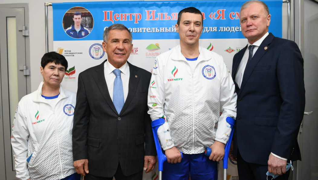 В прошлом году за вклад в развитие институтов гражданского общества в Татарстан председателю движения вручили именную премию президента Татарстана.