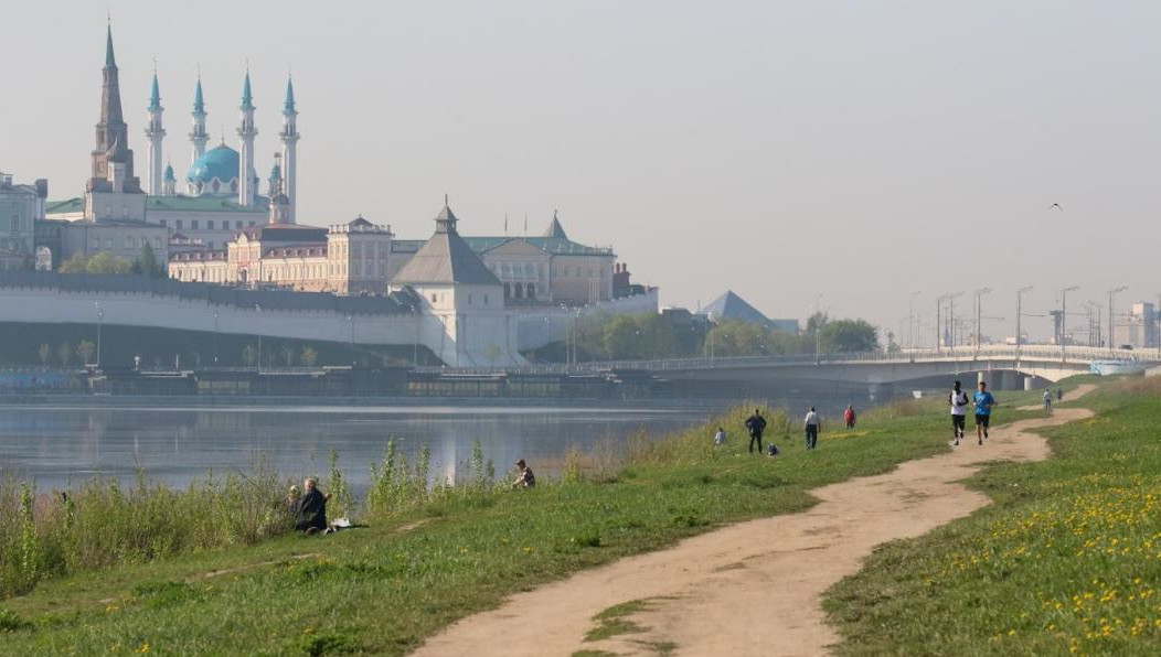 Впереди сокращенная рабочая неделя.