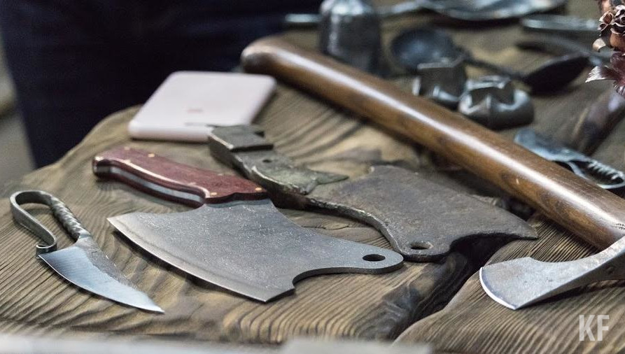 Ее товарищ даже не успел за нее заступиться.