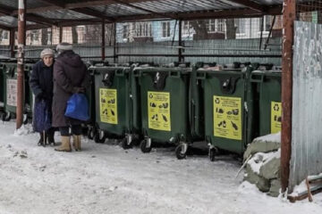 Депутат Николай Атласов пожаловался на бездумный сбор мусора.