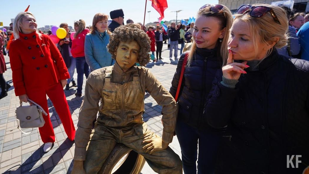 Впереди – десять выходных дней.