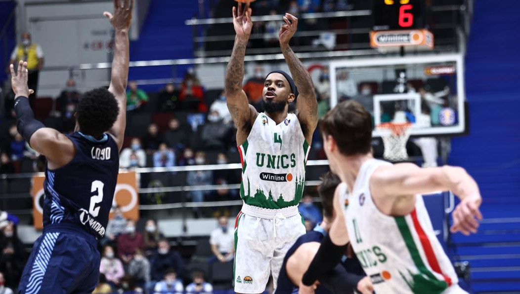 Казанцы обыграли соперника со счётом 65:74.