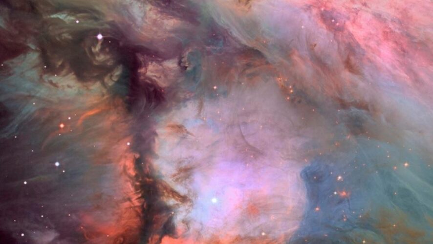 Специалисты NASA опубликовали в Интернете фотографии большой космической туманности