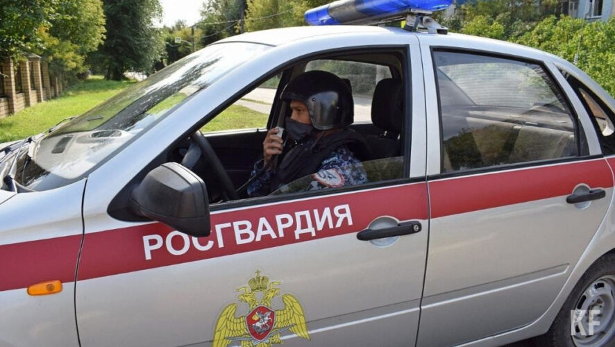 Оба они находились в федеральном розыске.