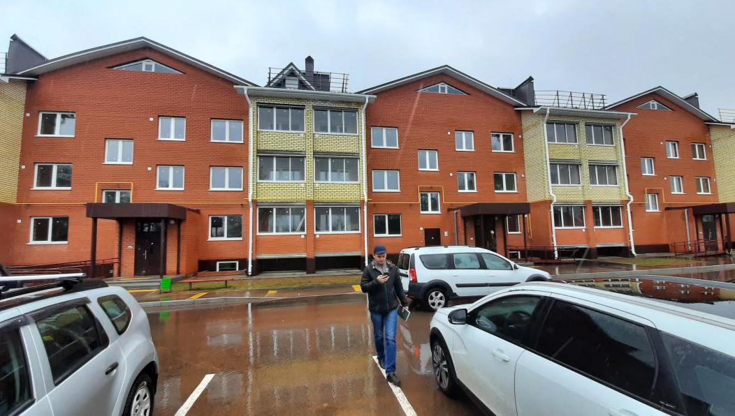 В здании есть 36 квартир общей площадью 1568