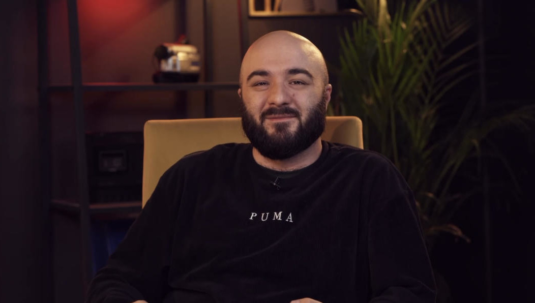 Комик спел песню на татарский манер в шоу и продолжил юморить.