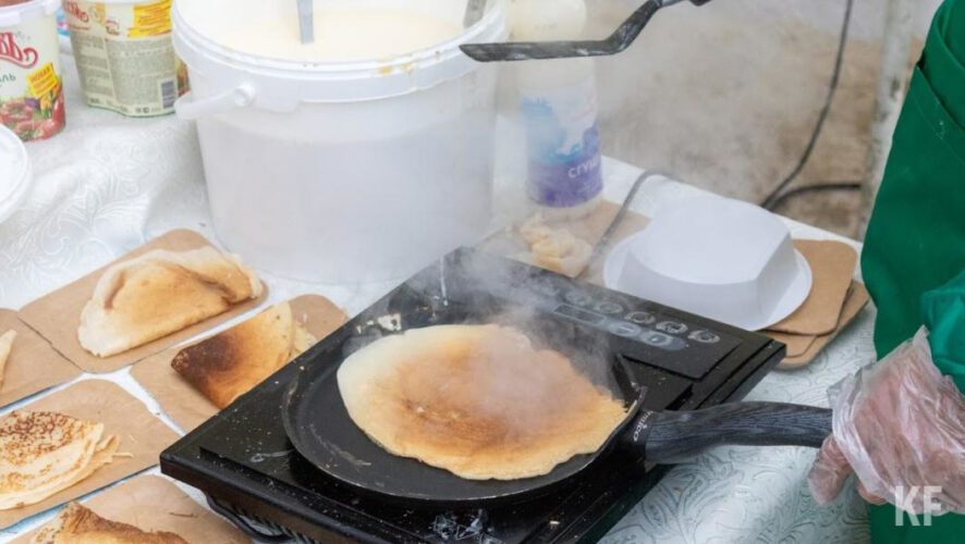 Конкурсантка подавилась блином.