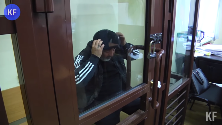 Рашид Хачатрян за угрозы бизнесменам и жителям Чистополя может получить до 20 лет тюрьмы.