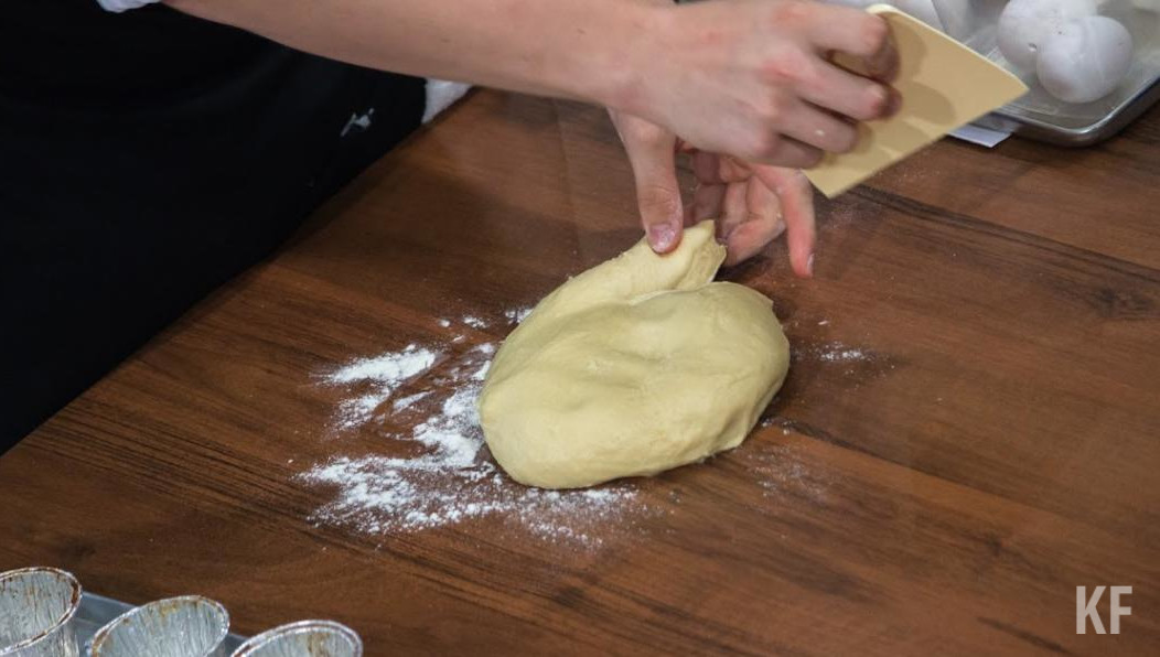 Жена сотрудника компании попросила почистить устройство.