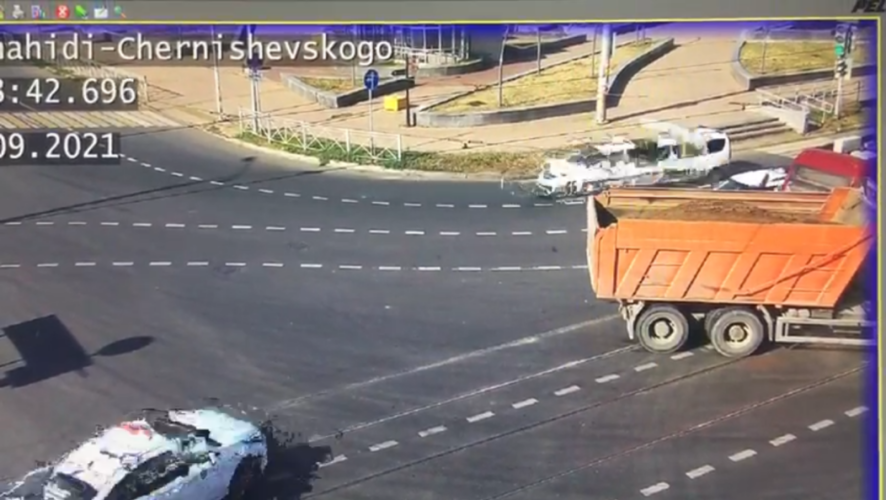 Движение было временно парализовано.