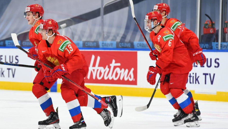 Россияне пропустили три безответных шайбы.