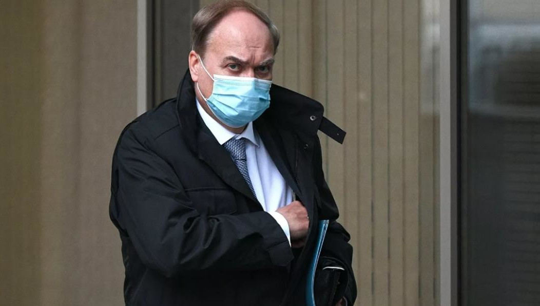 По мнению Антонова