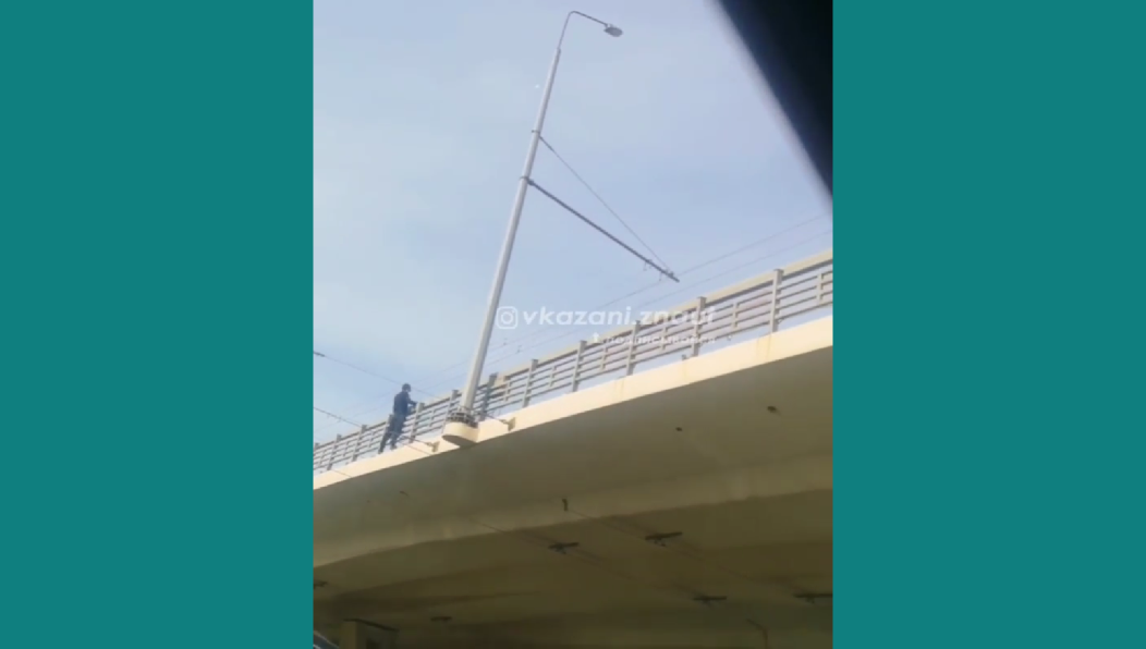 Неадекватное поведение мужчины трактовали