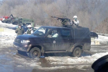 Мужчина опубликовал в соцсети фото о якобы перекрытии дороги на границе Самарской и Оренбургской областей.