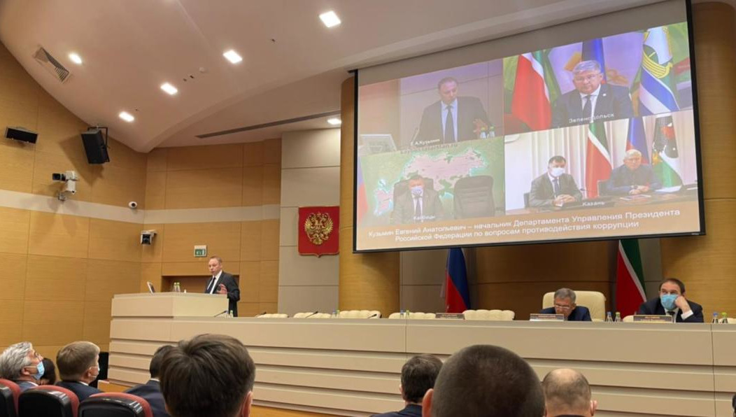 В республике побывал один из главных антикоррупционеров страны.