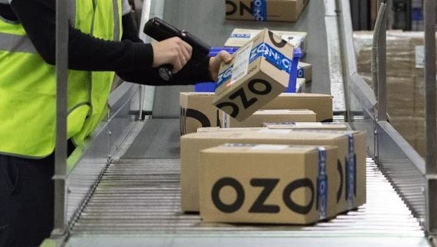 Мужчина хотел отличиться на работе.