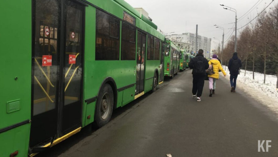 Причиной стало отсутствия напряжения на питающей подстанции.