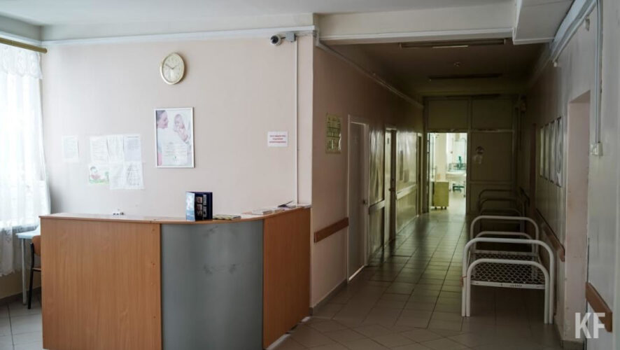 Первая процедура проходит в первом триместре беременности.