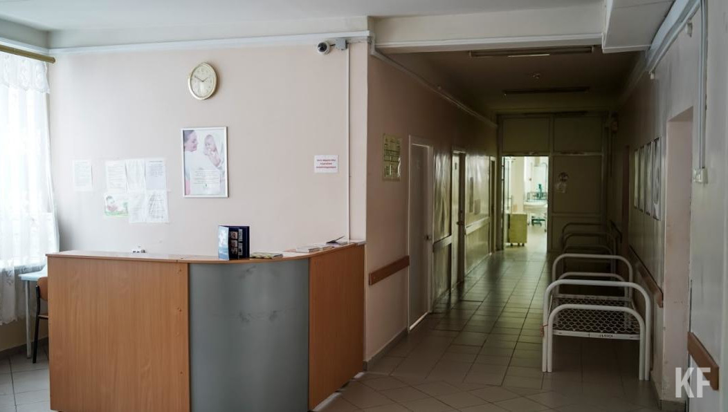 Первая процедура проходит в первом триместре беременности.