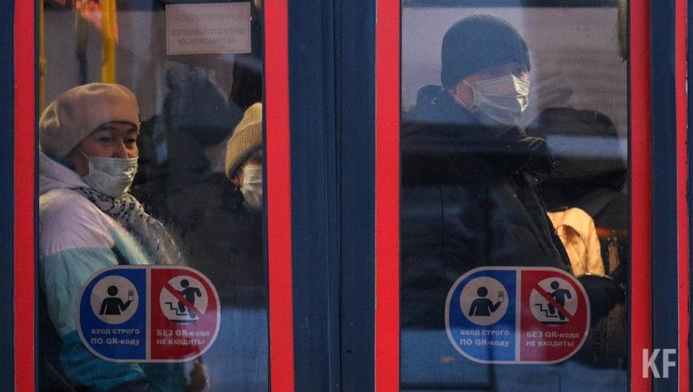 В медицинских учреждениях республики готовятся к новой потенциальной волне заболевания. На этот раз во всем виноват штамм омикрон.