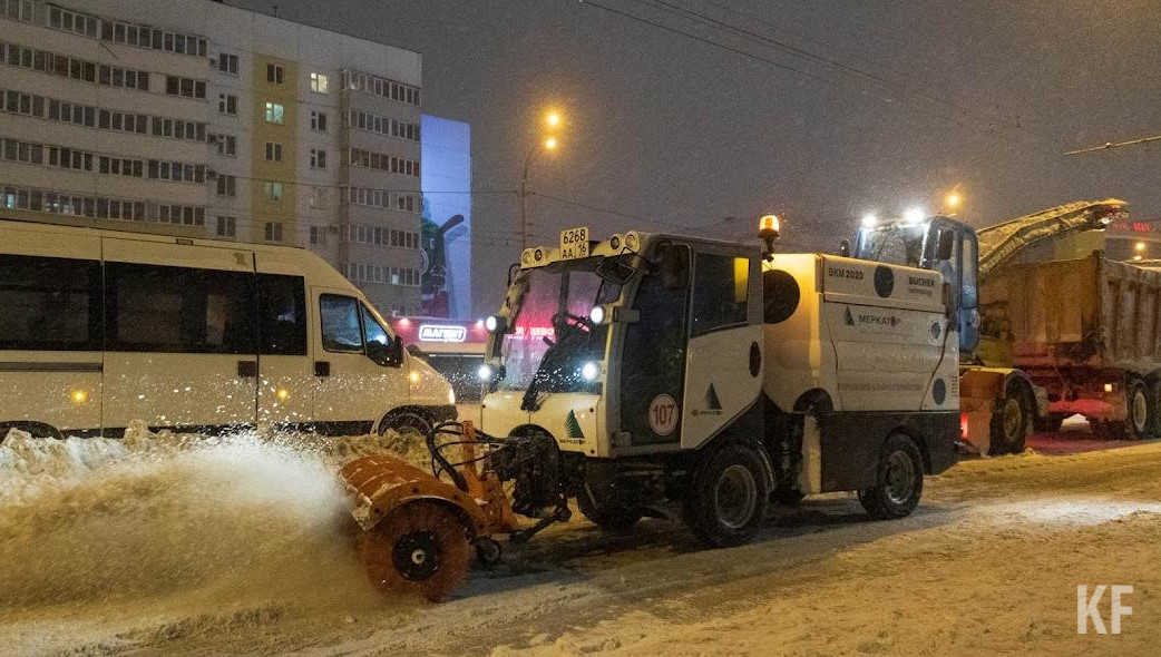 На спецтехнике установлены дополнительные датчики.