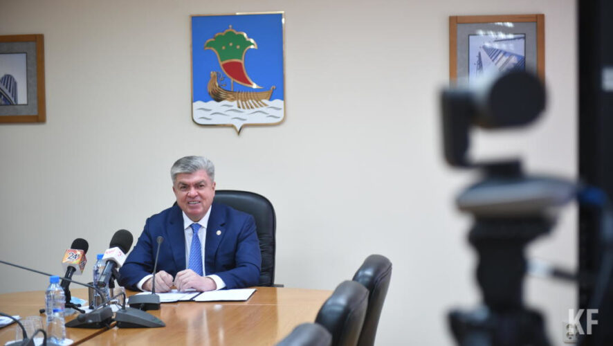 Градоначальник рассказал об успехах ТОСЭР автограда во время онлайн-марафона Организации экономического сотрудничества и развития по городам России.