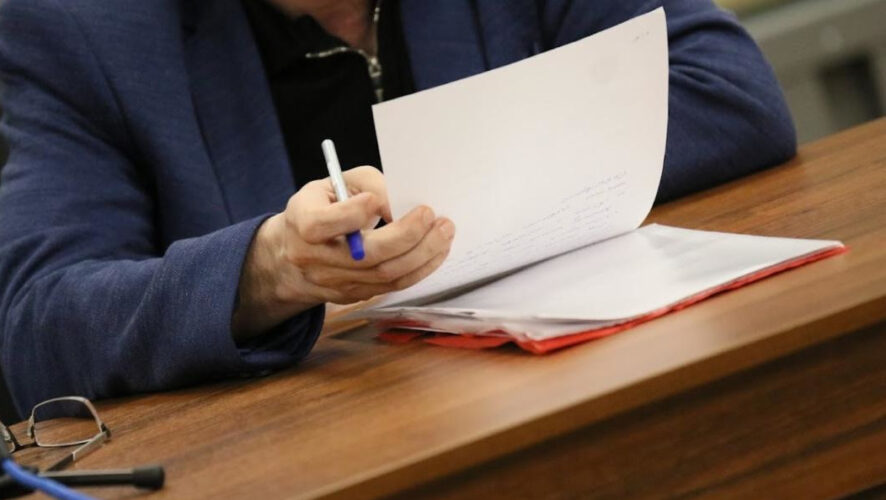 Госслужащий занимает данный пост шесть лет.